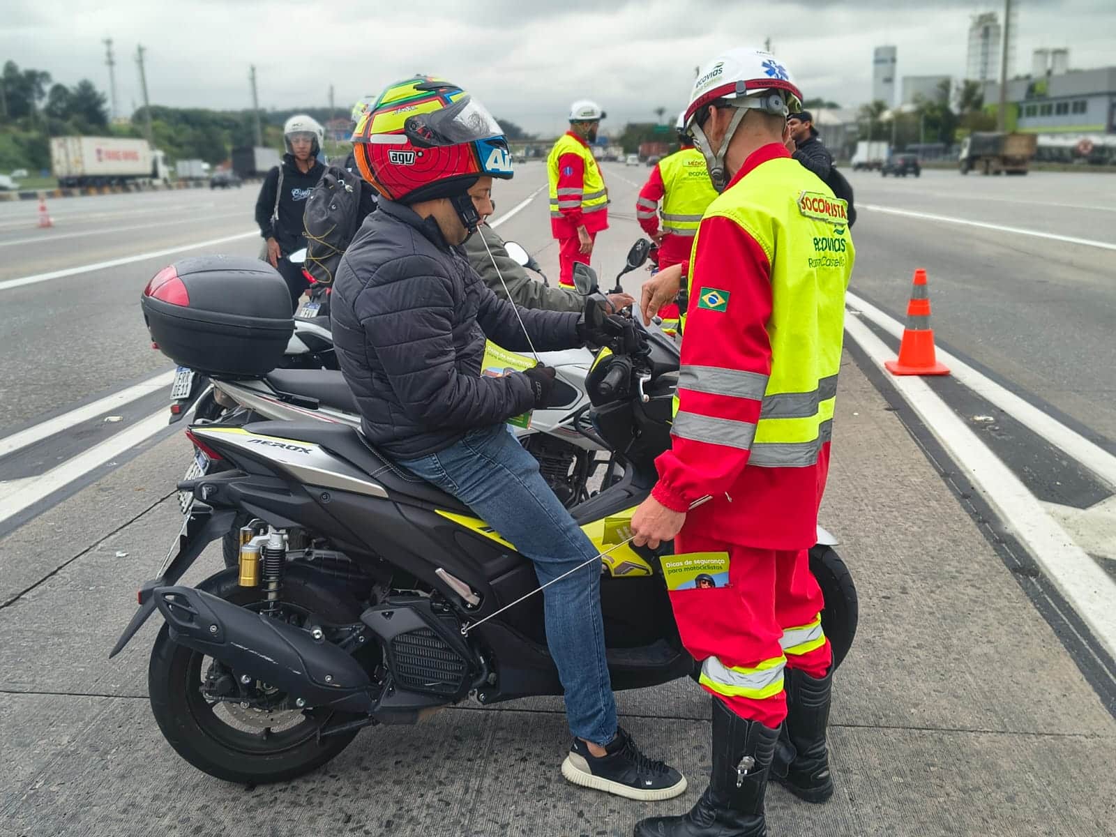 ação educativa para motociclistas