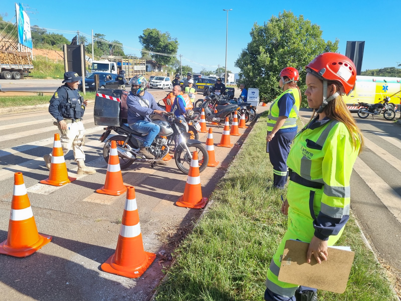 motos nas rodovias