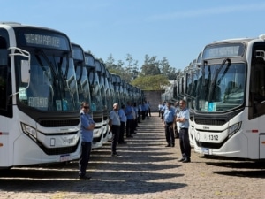 novos ônibus campinas motoristas