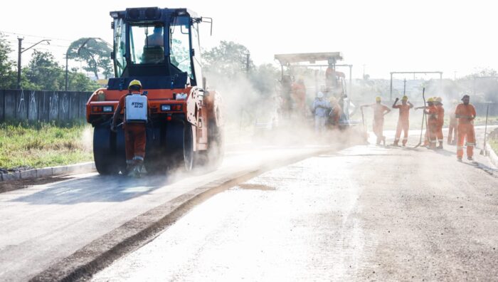requalificação asfáltica na avenida Jorge Bei Maluf