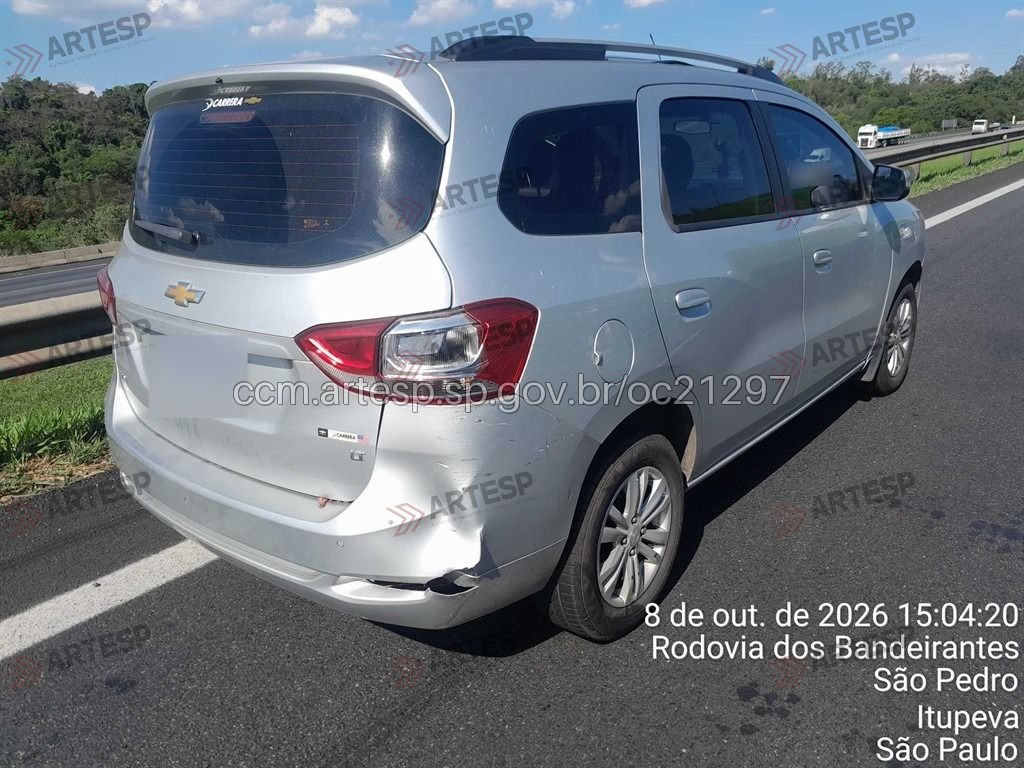 Automóvel GM Spin rodovia dos Bandeirantes