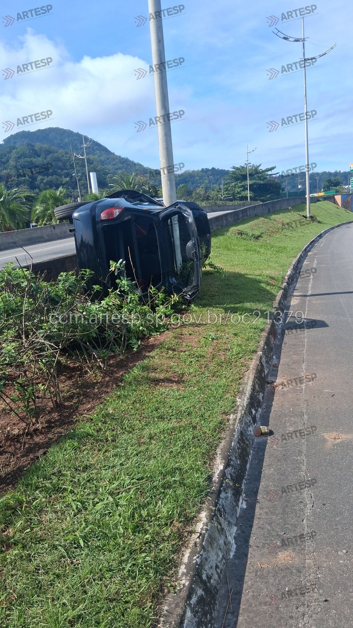 Automóvel rodovia dos Imigrantes praia grande