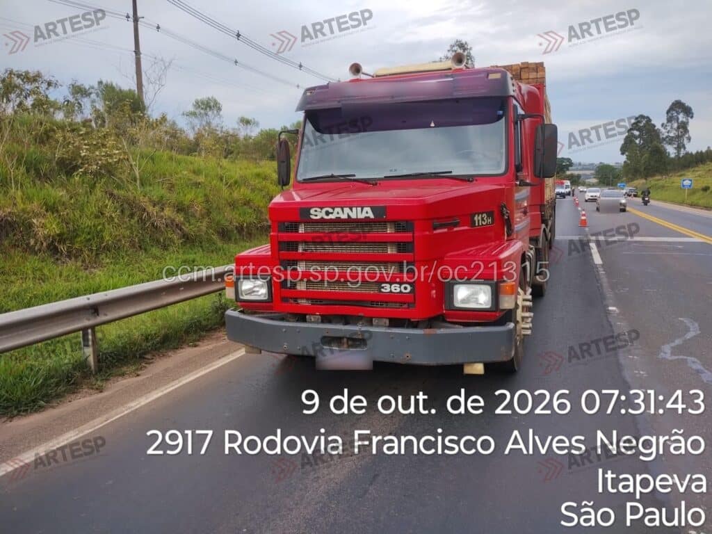 Caminhão Scania 113 sp-258