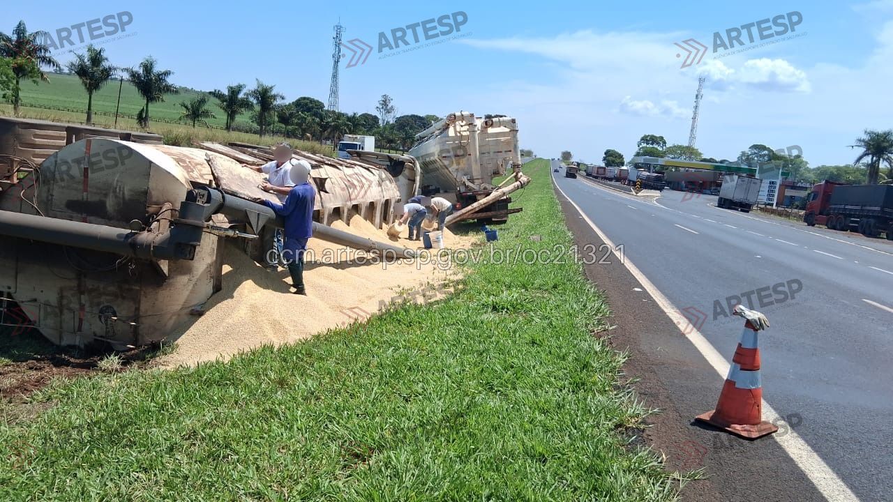Carreta Scania G420 na rodovia anhanguera
