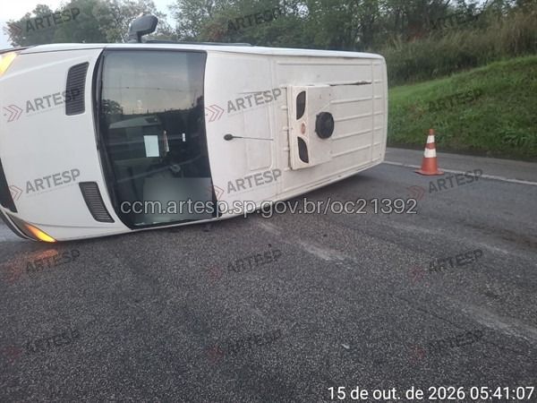 Van Mercedes-Benz 311 raposo tavares