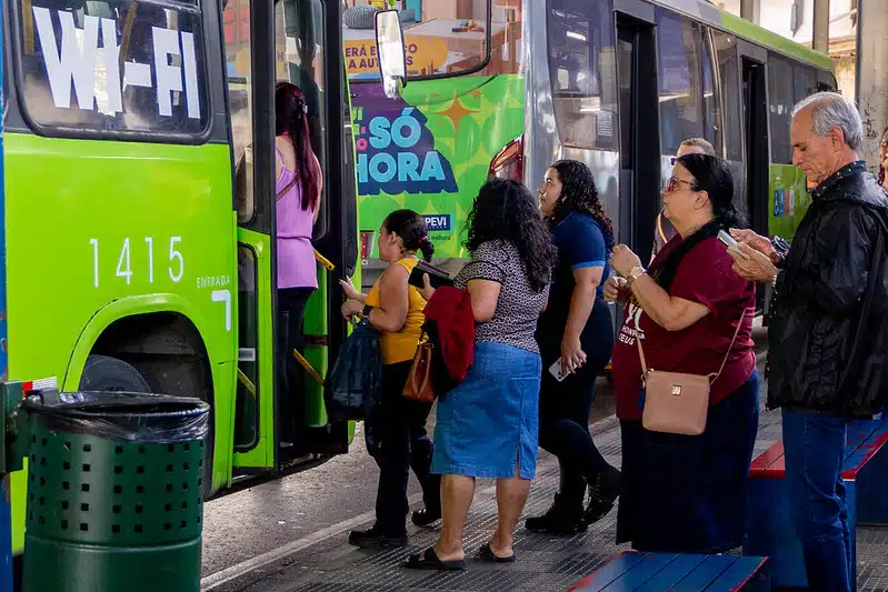 ônibus em itapevi